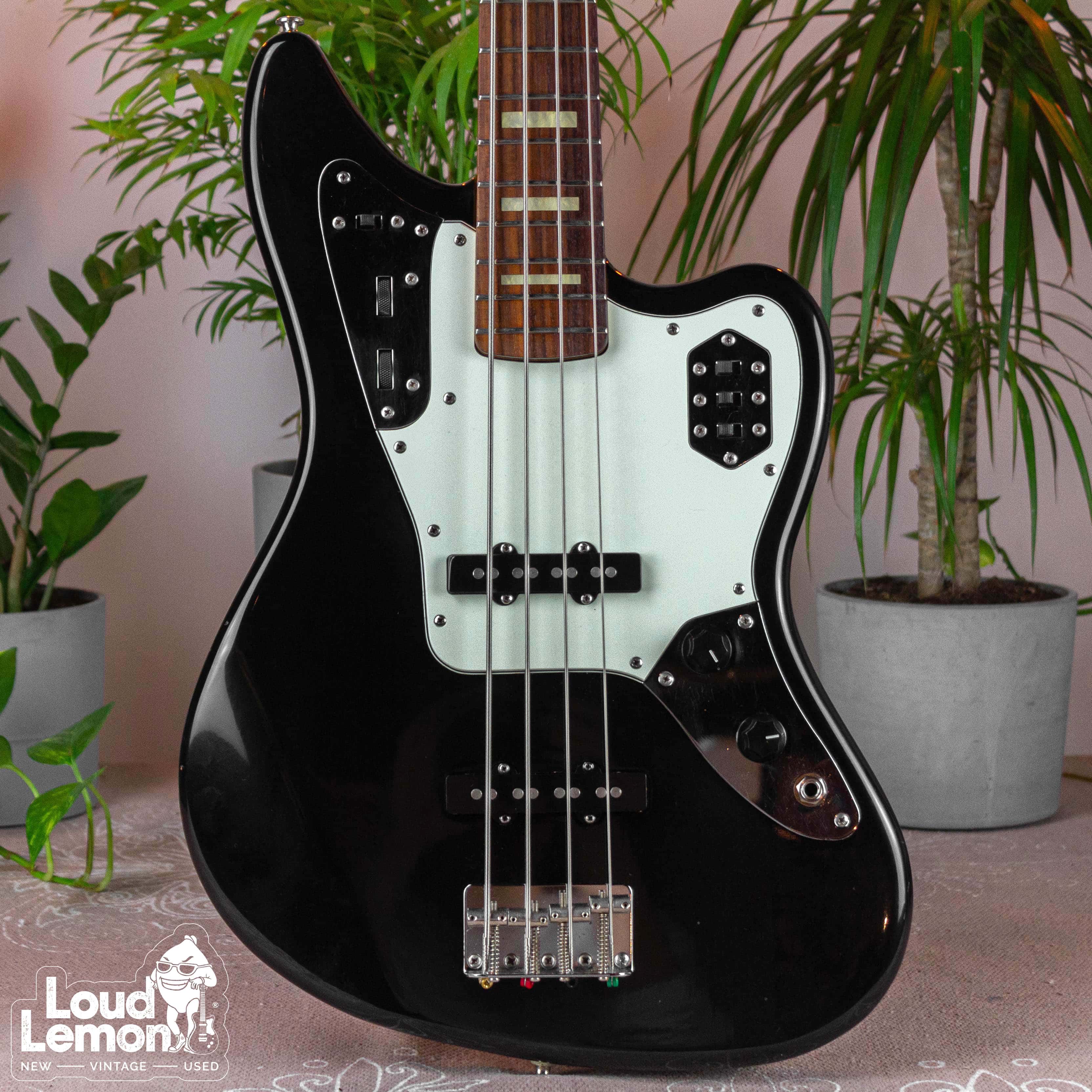 Fender JAB-EQ Jaguar Bass Black 2009 Japan бас-гитара — купить в